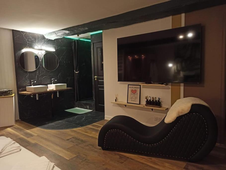 L'Etreinte, Gite De Charme Avec Jacuzzi Interieur Et Sauna Guemene-sur-Scorff Luaran gambar